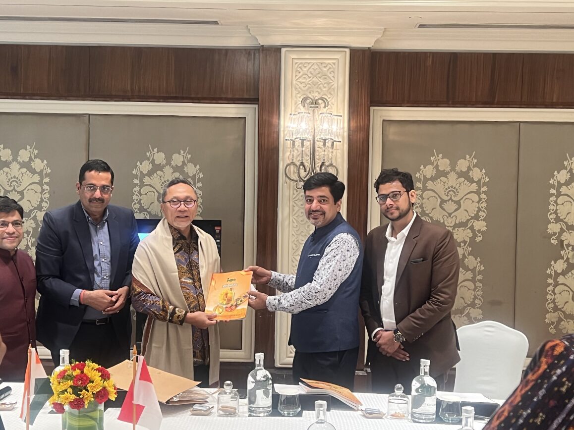 IVPA Delegation Met With The New Minister of Trade Republic of Indonesia, Honble Mr Zulkifli Hasan, During His Visit To New Delhi.          (22nd Aug)